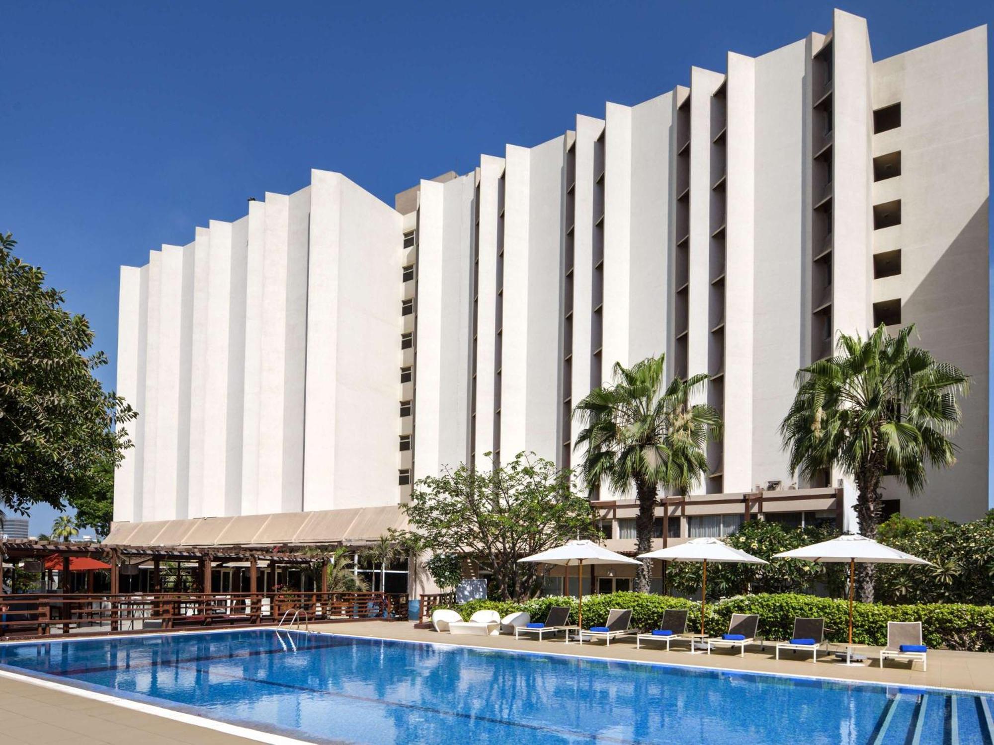 Ibis Styles Dakar Hotel Exterior photo