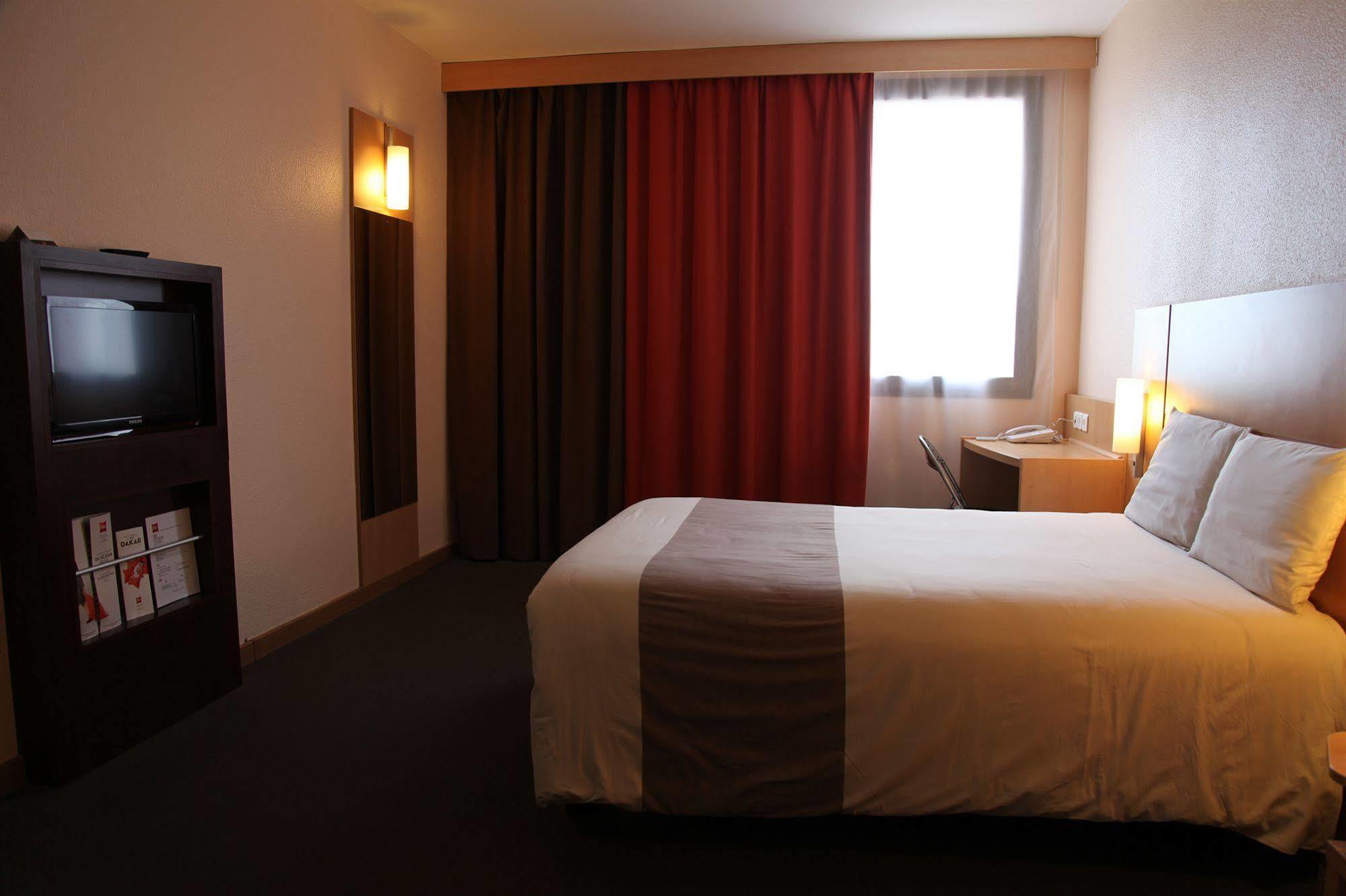 Ibis Styles Dakar Hotel Exterior photo