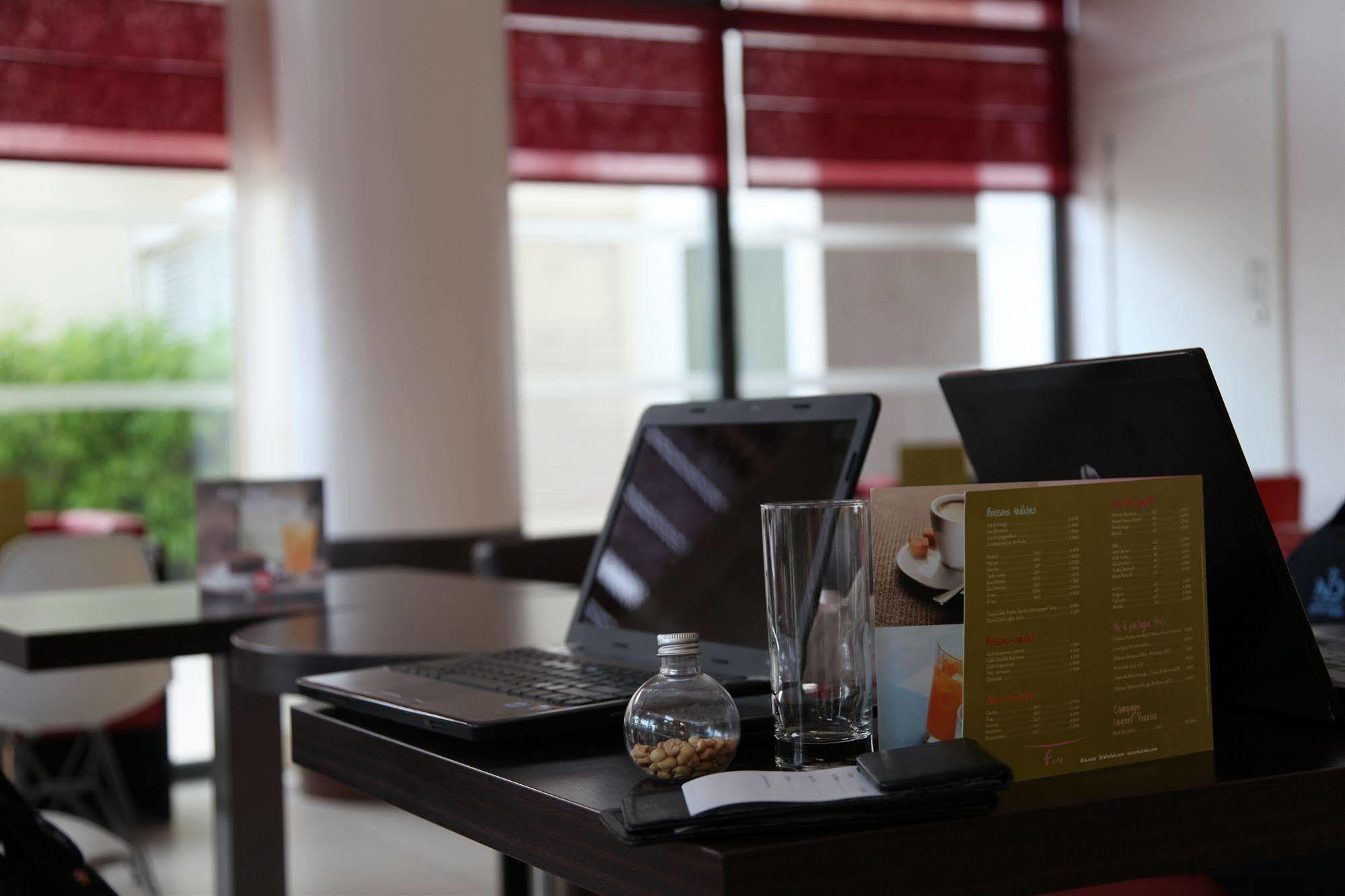 Ibis Styles Dakar Hotel Exterior photo